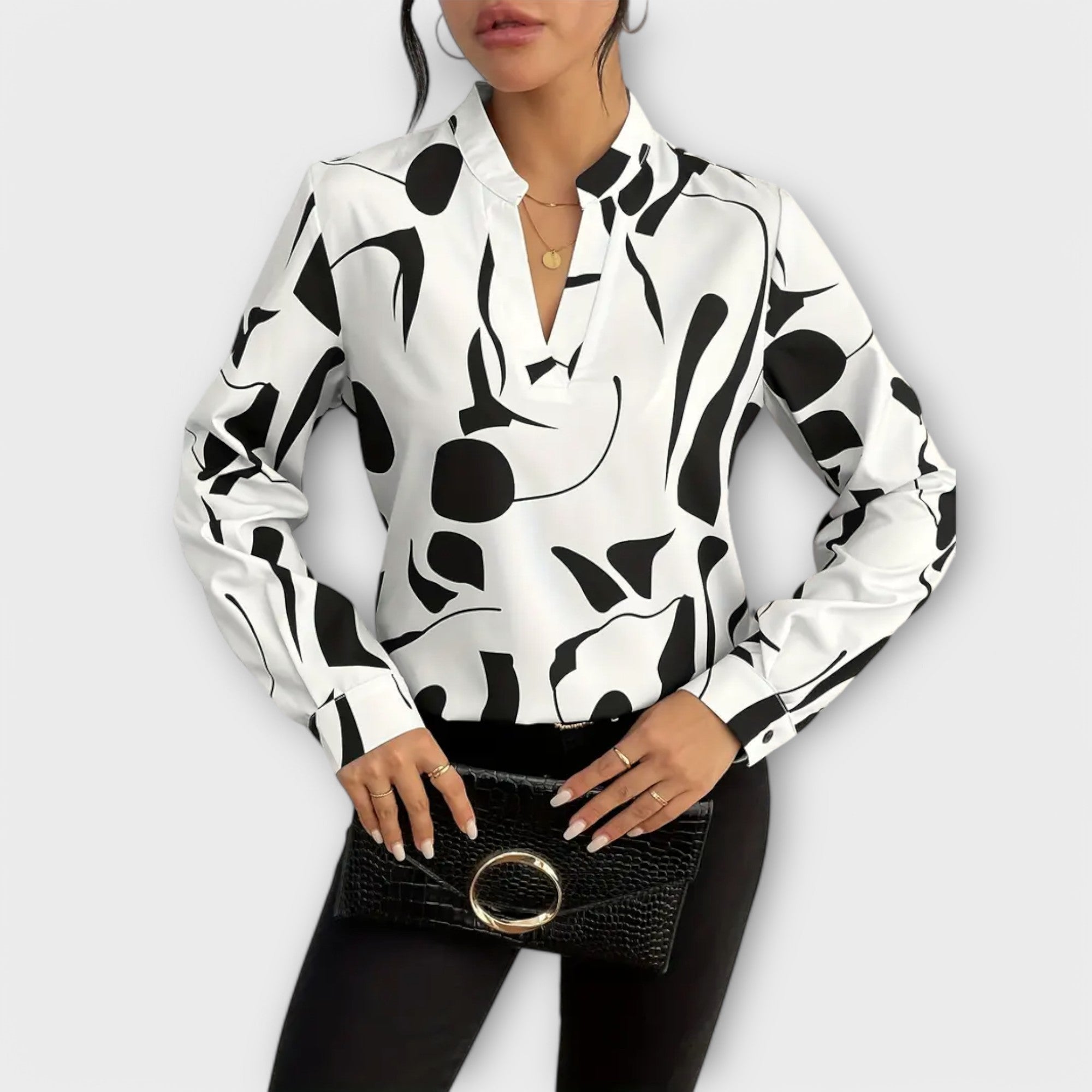 Lara | Blusa Elegante con Design