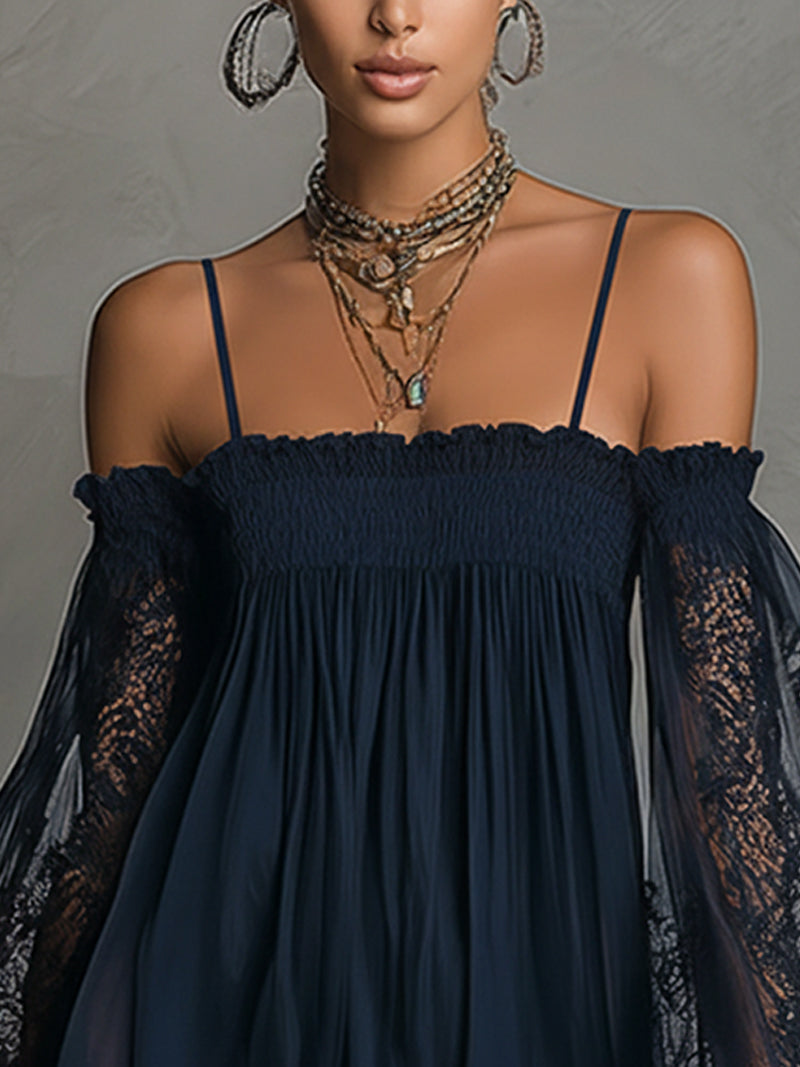 Noémie | Abito corto in chiffon blu navy con spalle scoperte e finiture in pizzo