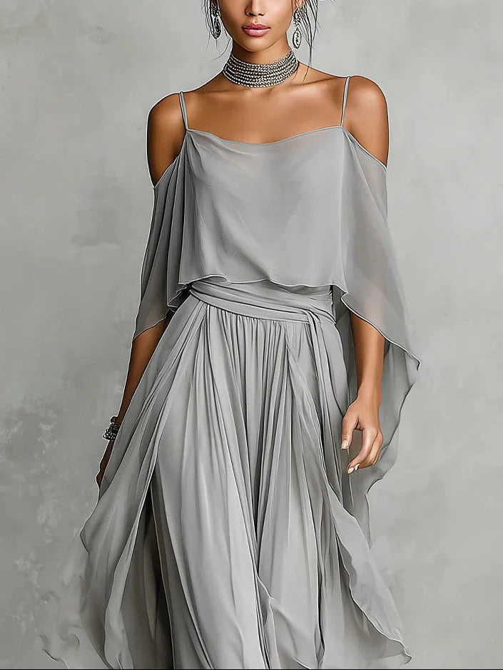 Isabelle | Completo fluido grigio con top a spalline sottili e pantaloni leggeri